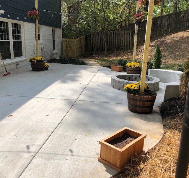 Concrete Patio & Seat Wall - Nashville, TN (Bellevue), Bellevue, TN