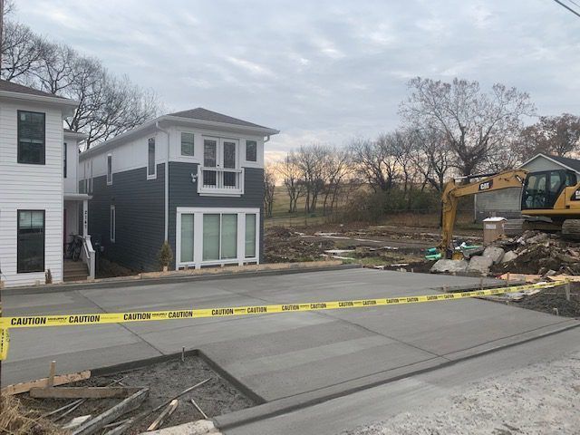 Concrete Driveway with Turndown Edge - East Nashville, TN, East Nashville, TN